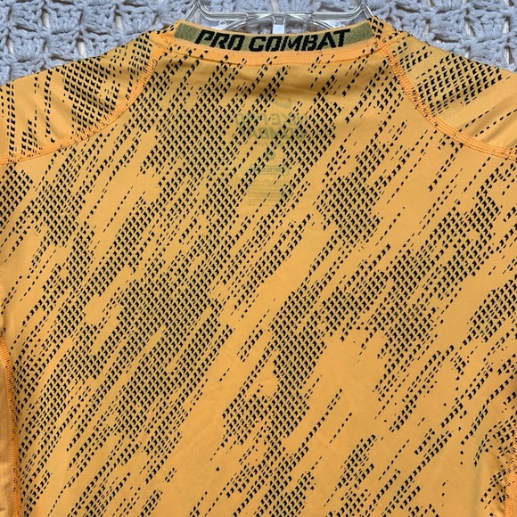 Nike Pro Combat‎ Dri Fit Shirt Mens Sz L Orange Pattern Short Sleeve Compression - Picture 5 of 10